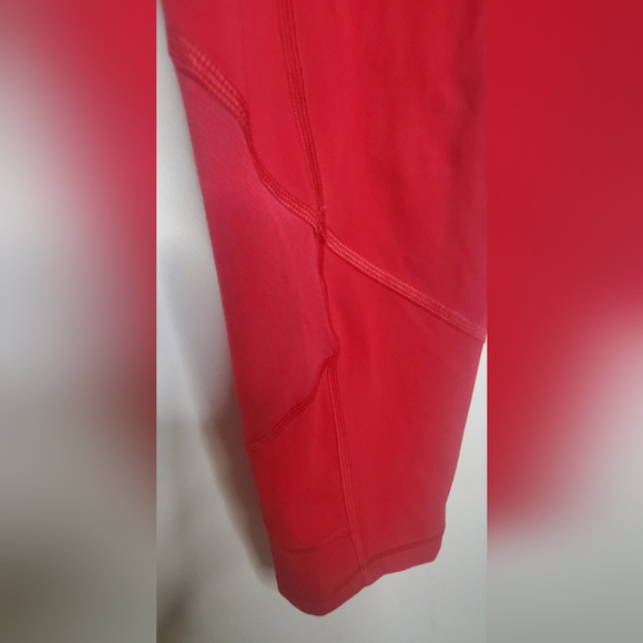 Lululemon Size 6 - Athletic Red Cropped Leggings Side Pockets - Picture 11 of 11